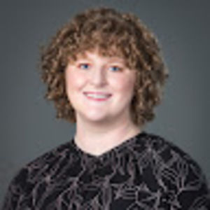 Meet your Posher, Holly